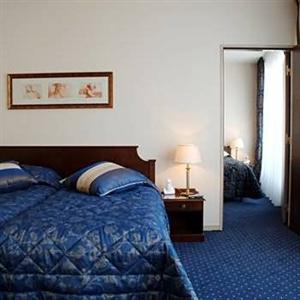 Best Western Premier Amiral Hotel