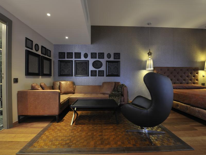 Hotel Banke Opera Autograph Collection