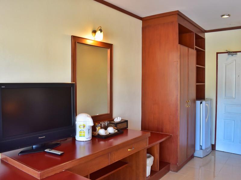 Outdoor Inn & Restaurant