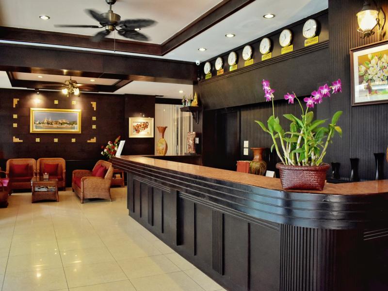 Outdoor Inn & Restaurant