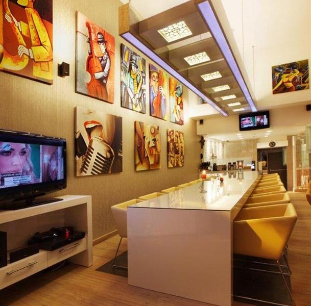 Jazz Hotel