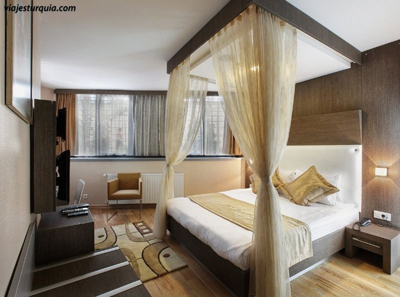 Jazz Hotel