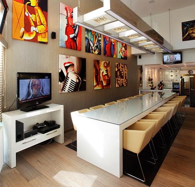 Jazz Hotel
