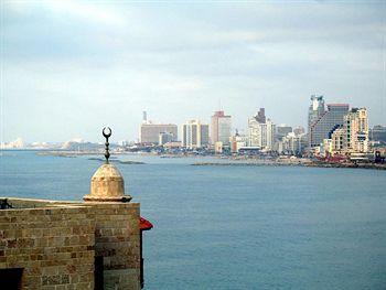 Ruth Daniel Residence