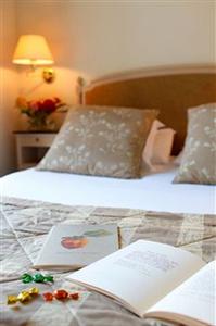 West End Hotel
