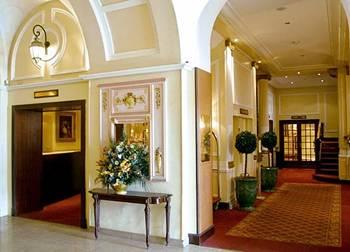West End Hotel