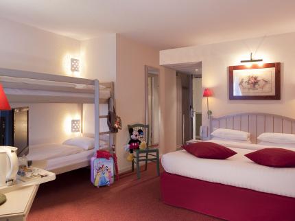 Hotel Campanile Val de France