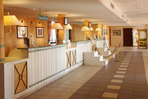 Hotel Campanile Val de France