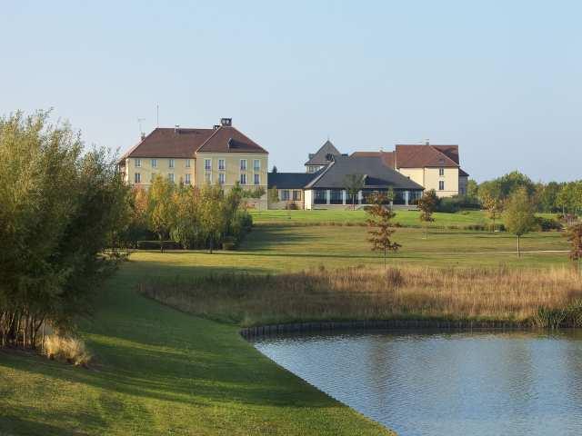 Hotel Campanile Val de France