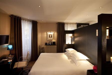 Room Mate Alain Champs Elysees