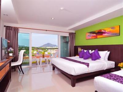 OYO 241 Ratana Hotel Sakdidet