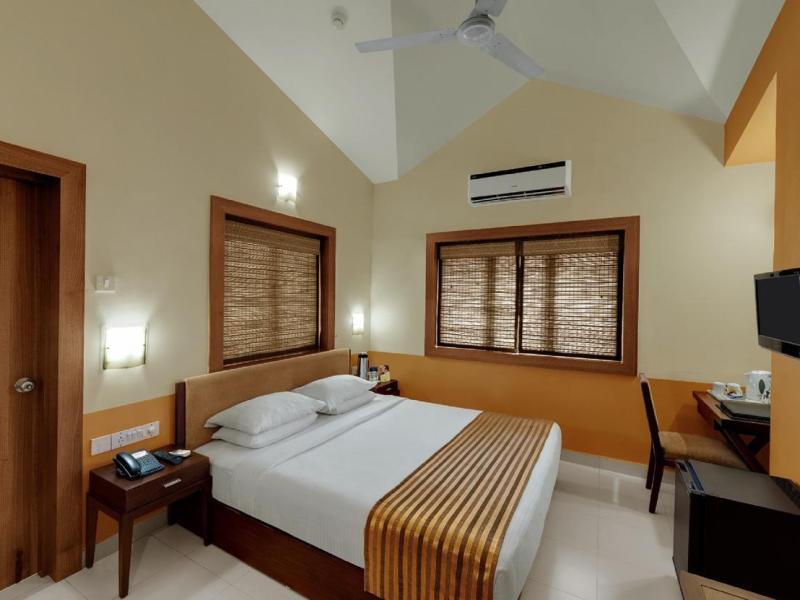 Sandalwood Hotel & Retreat