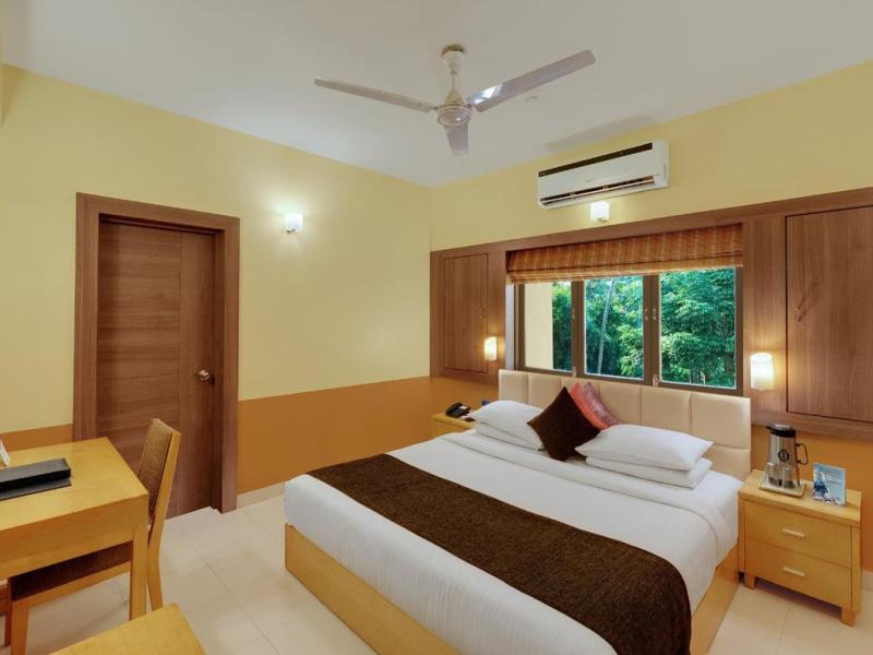 Sandalwood Hotel & Retreat