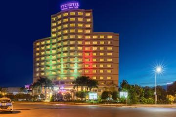 Отель TTC Hotel Premium - Phan Thiet Вьетнам, Фантьет, фото 2