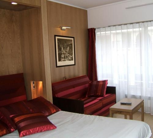Residhome Courbevoie La Defense
