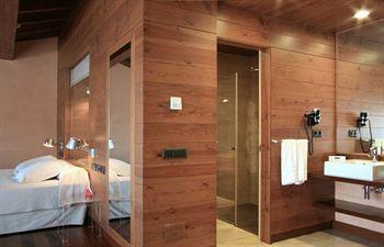 El Montanya Resort & Spa