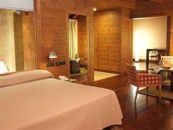 El Montanya Resort & Spa