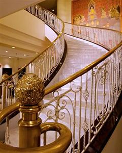 President Solitaire Hotel and Spa