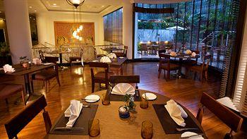 President Solitaire Hotel and Spa