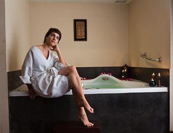 President Solitaire Hotel and Spa