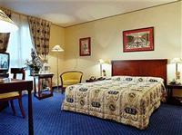 Pullman Versailles Chateau