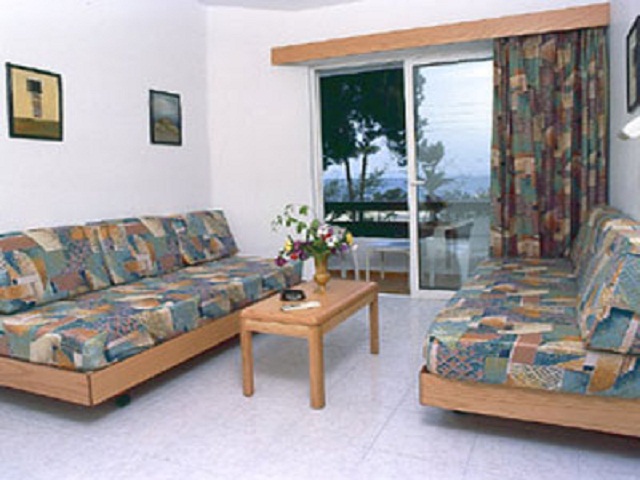 Poseidonia Hotel Apartments