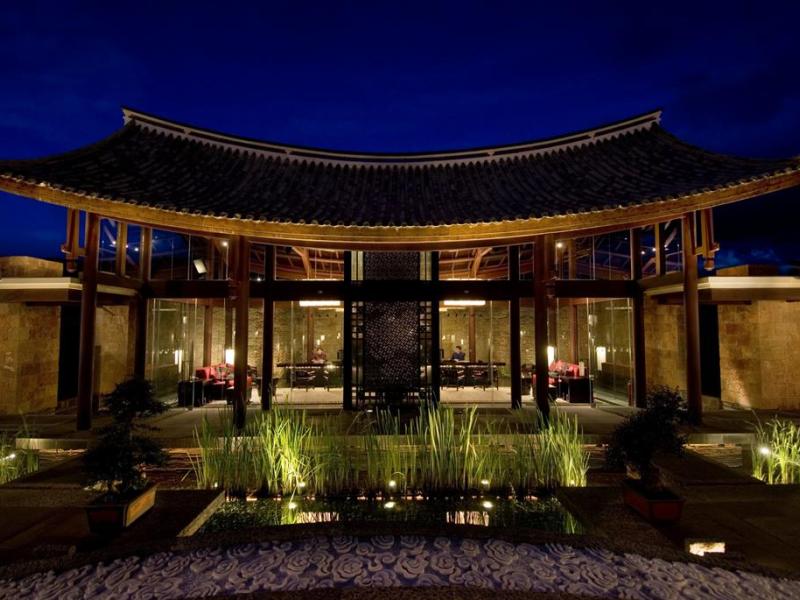 Banyan Tree Lijiang