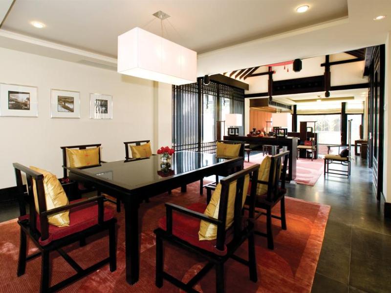 Banyan Tree Lijiang
