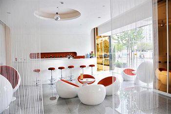 H Hotel