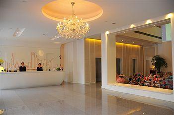 H Hotel