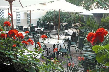 La Maison Champs Elysees