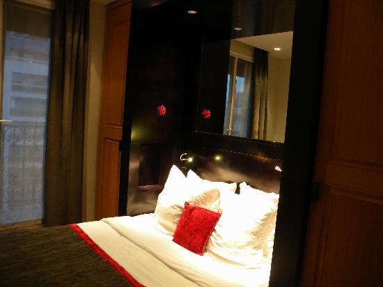 Marceau Champs Elysees