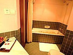 Rayfont Hongqiao Hotel & Apartment Shanghai