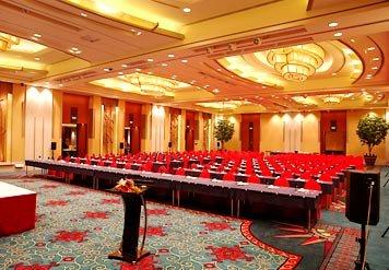 Renaissance Wuhan Hotel