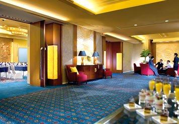 Renaissance Wuhan Hotel