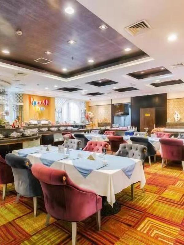 Suning Universal Hotel