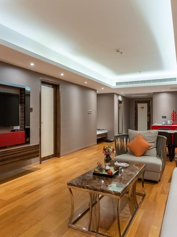 Suning Universal Hotel