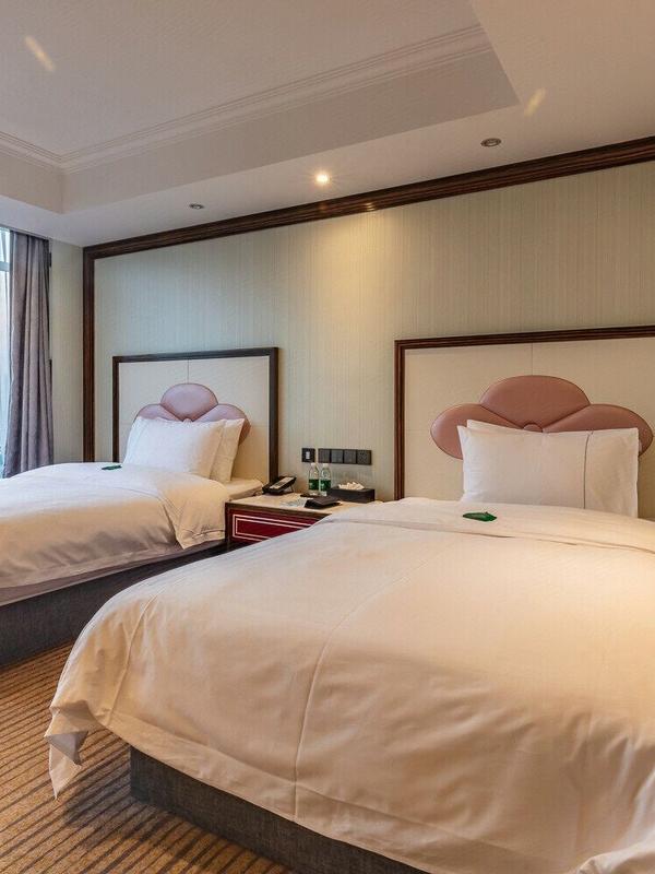 Suning Universal Hotel