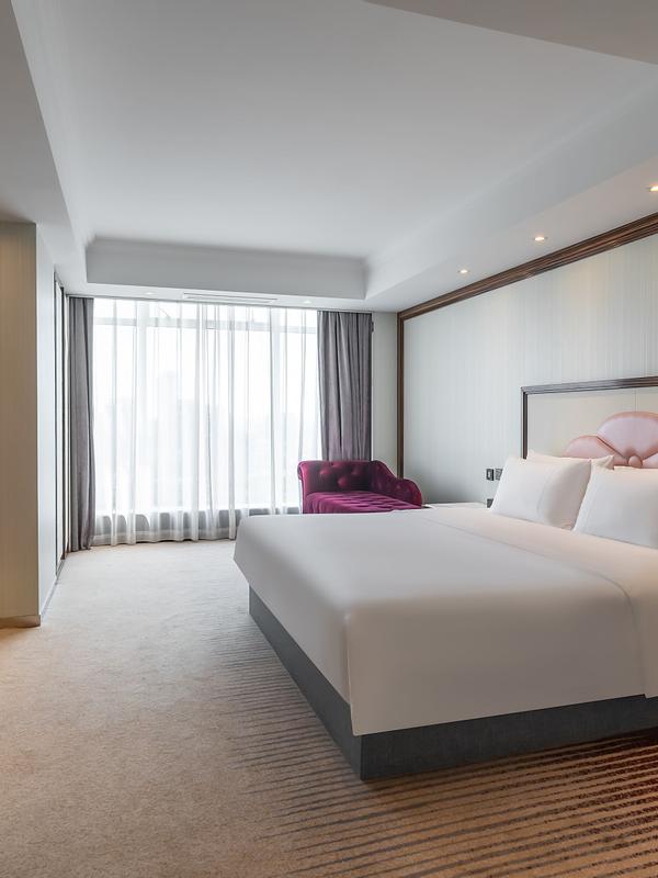 Suning Universal Hotel