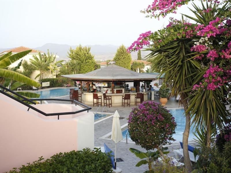 Akamanthea Holiday Village