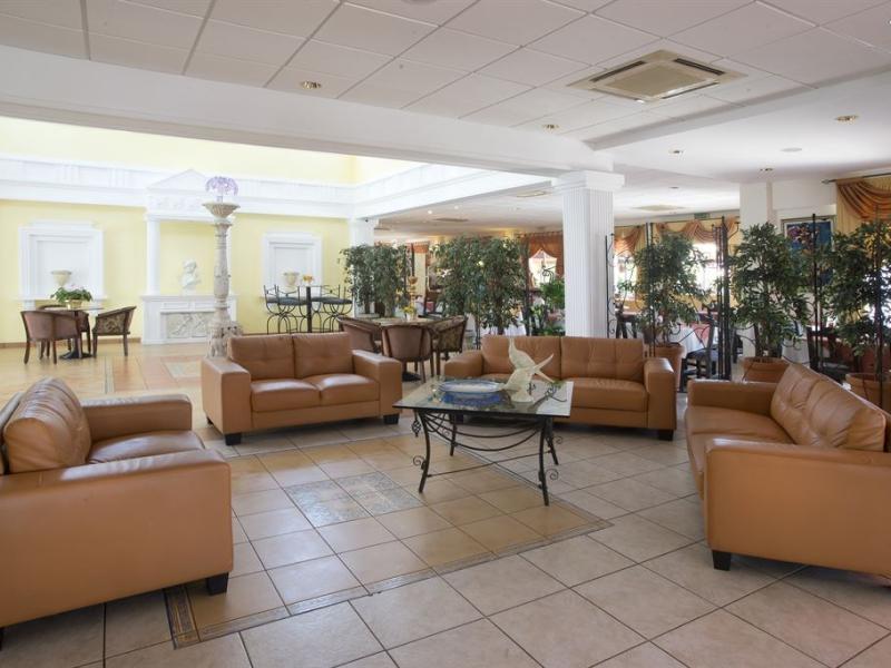 Akamanthea Holiday Village