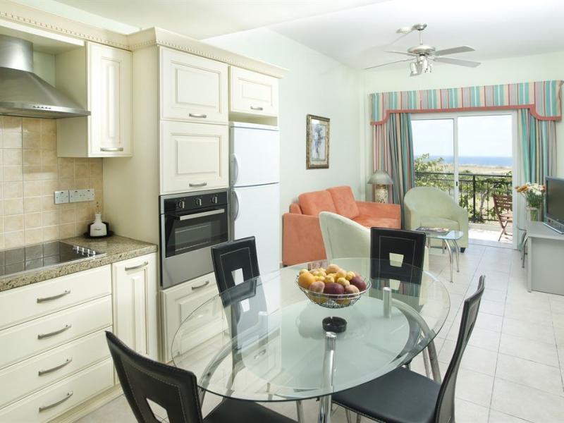 Akamanthea Holiday Village