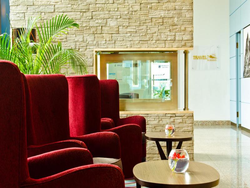 Chirag Plaza Hotel & Business Center