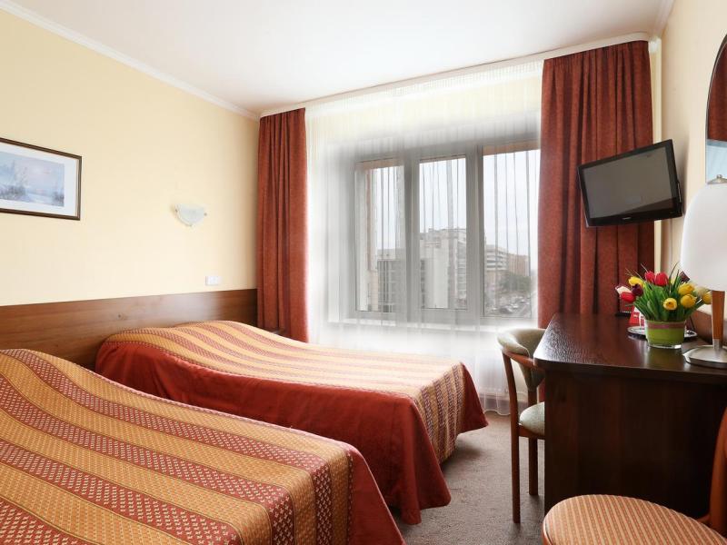 Спутник Отель