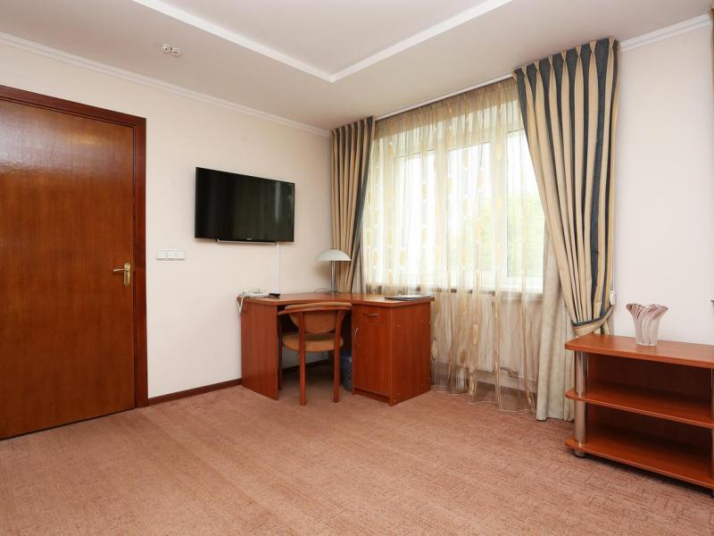 Спутник Отель