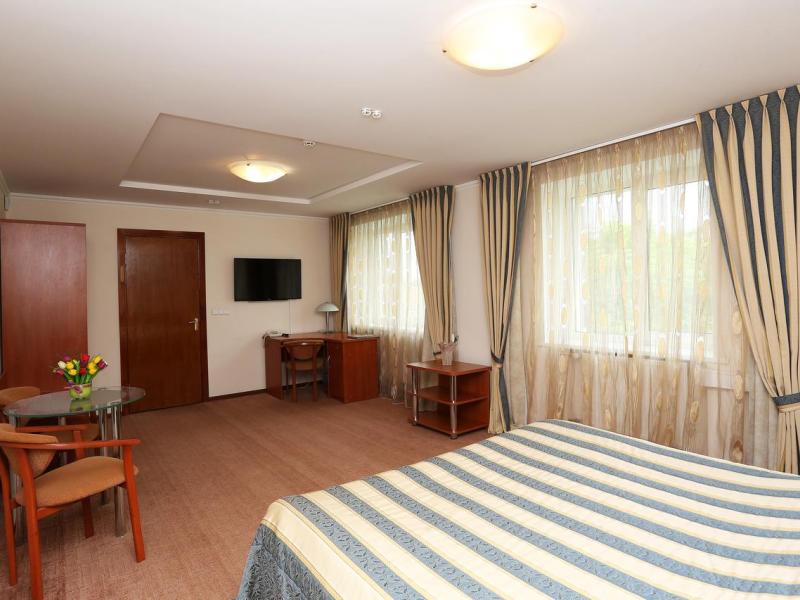 Спутник Отель