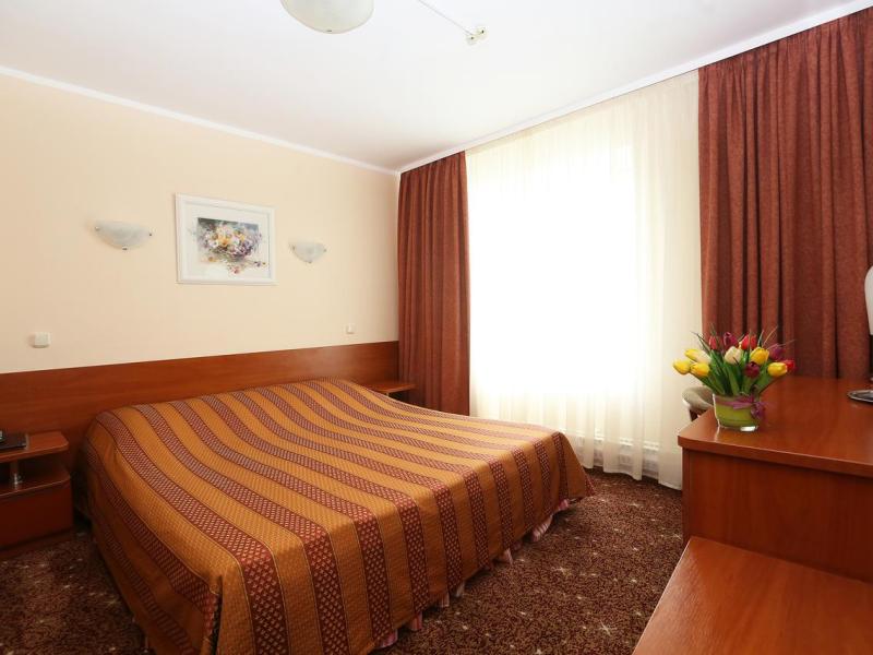 Спутник Отель