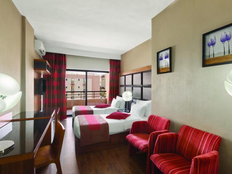 Days Inn Hotel & Suites Aqaba