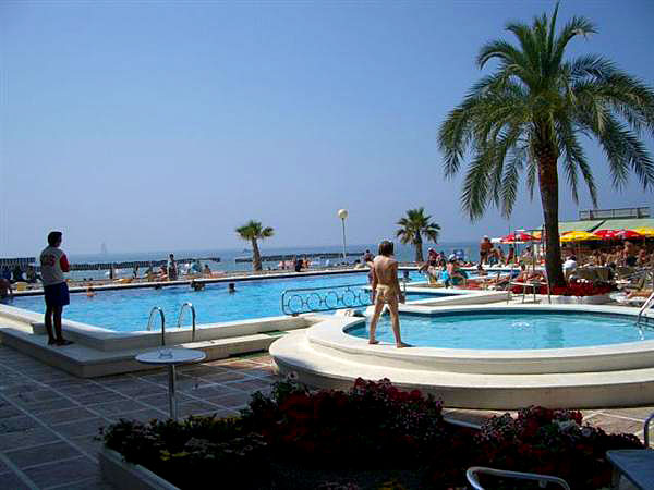 Augustus Hotels