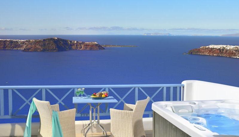 Absolute Bliss Imerovigli Suites